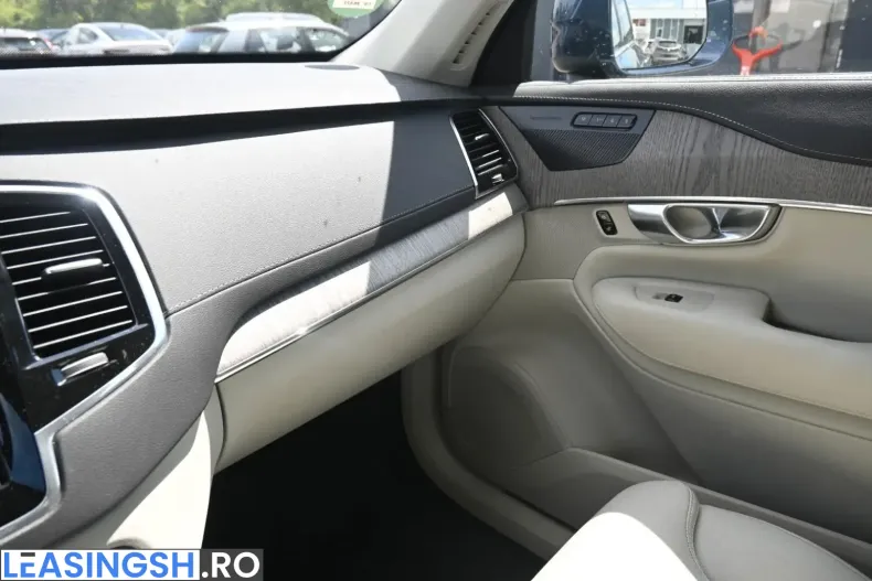 Volvo XC90 din 2023 cu 37.800 km - oferta VOL222216 - foto 20