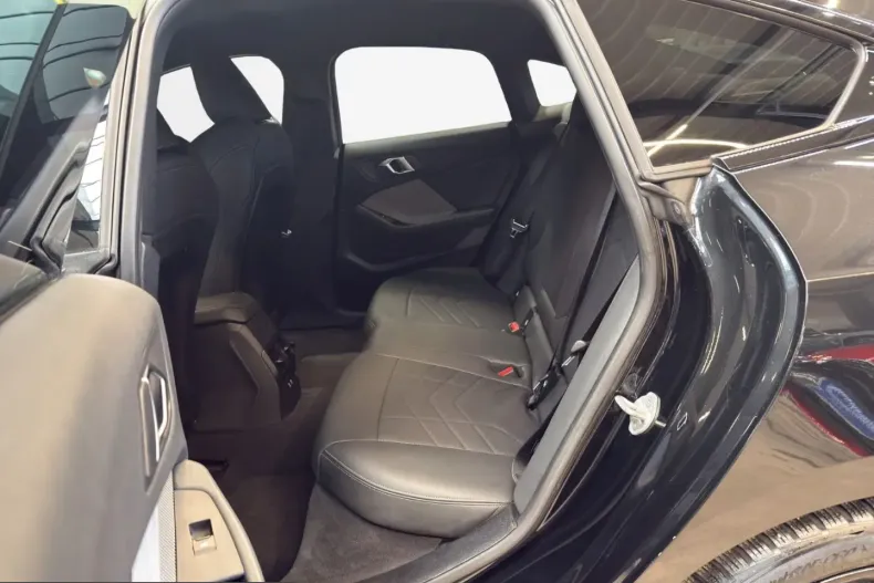 BMW 220i (Seria 2) din 2025 cu 25.900 km - oferta BMW222219 - foto 12