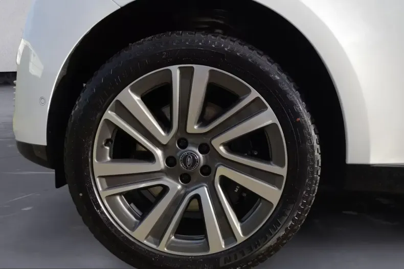 Land Rover Range Rover din 2025 cu 1.412 km - oferta LAN222221 - foto 5