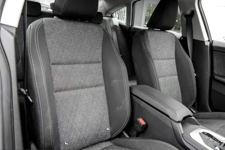 BMW 220d (Seria 2) din 2025 cu 15.395 km - oferta BMW222222 - foto 6