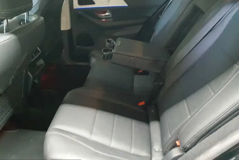 Mercedes-Benz GLE 300 (Clasa GLE) din 2023 cu 39.982 km - oferta MER222224 - foto 7