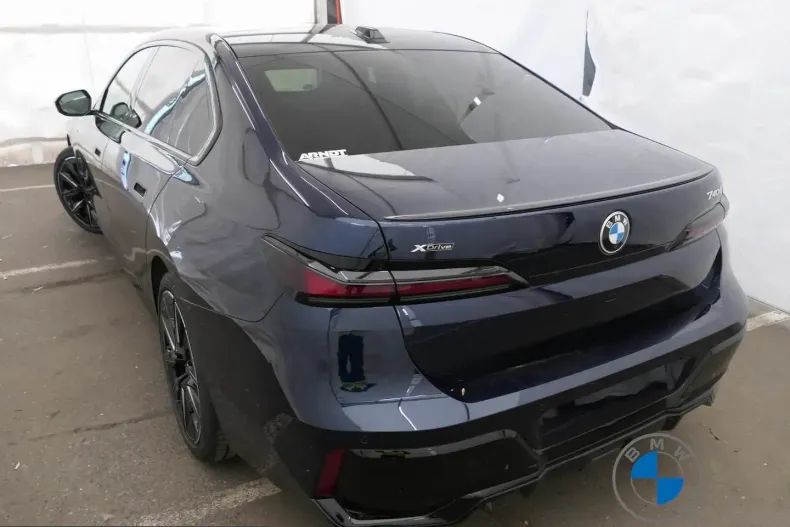 BMW 740 (Seria 7) din 2025 cu 1.682 km - oferta BMW222228 - foto 3