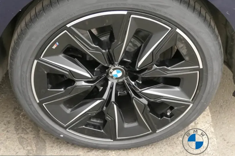 BMW 740 (Seria 7) din 2025 cu 1.682 km - oferta BMW222228 - foto 9