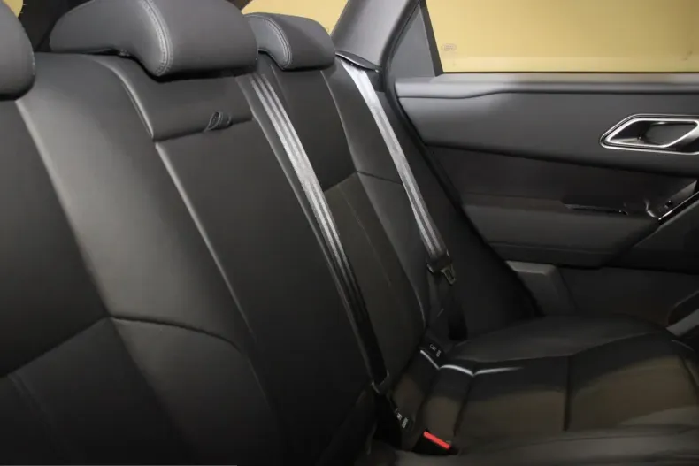 Land Rover Range Rover Velar din 2025 cu 13.500 km - oferta LAN222231 - foto 8