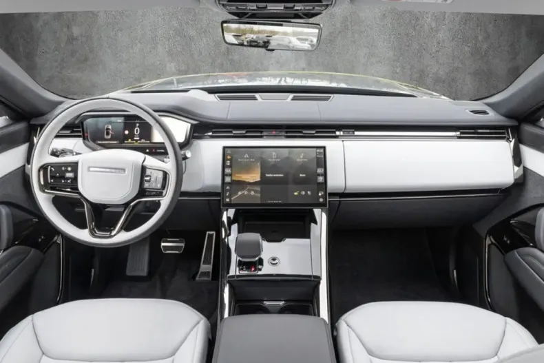 Land Rover Range Rover Sport din 2024 cu 46.039 km - oferta LAN222238 - foto 4