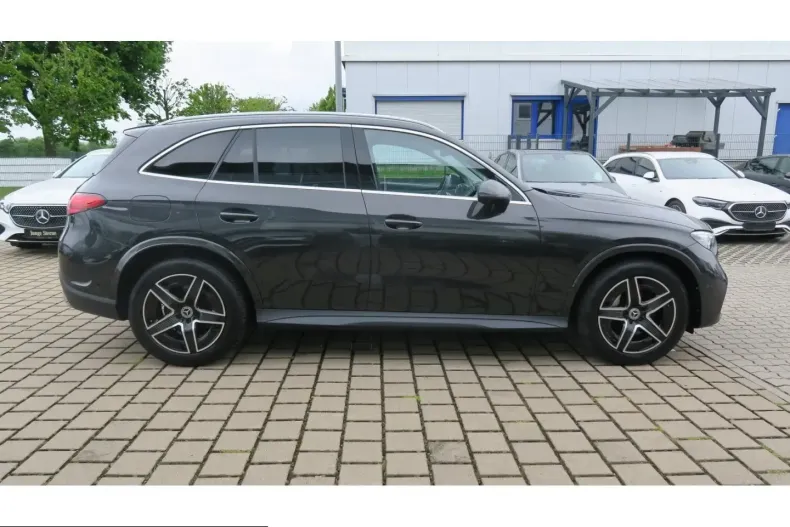 Mercedes-Benz GLC 200 (Clasa GLC) din 2023 cu 47.362 km - oferta MER222240 - foto 4