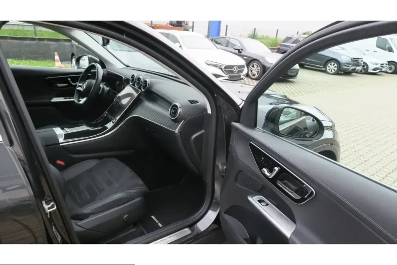 Mercedes-Benz GLC 200 (Clasa GLC) din 2023 cu 47.362 km - oferta MER222240 - foto 9