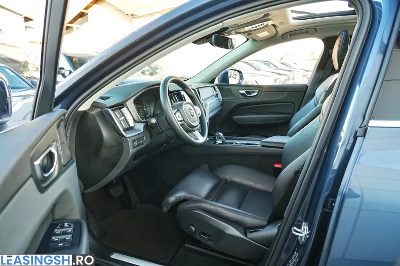 Volvo XC60 din 2022 cu 101.900 km - oferta VOL222242 - foto 17