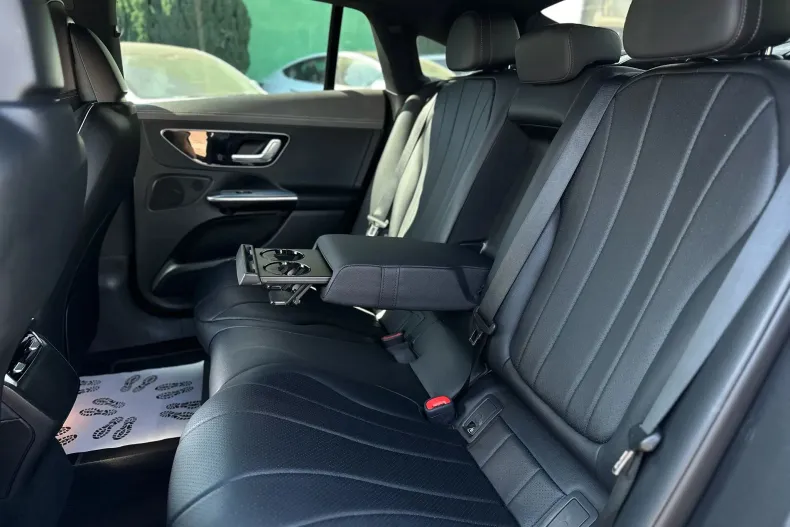Mercedes-Benz EQE din 2023 cu 75.277 km - oferta MER222252 - foto 21