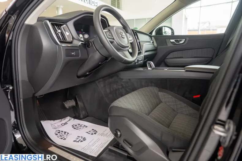 Volvo XC60 din 2023 cu 70.900 km - oferta VOL222259 - foto 15