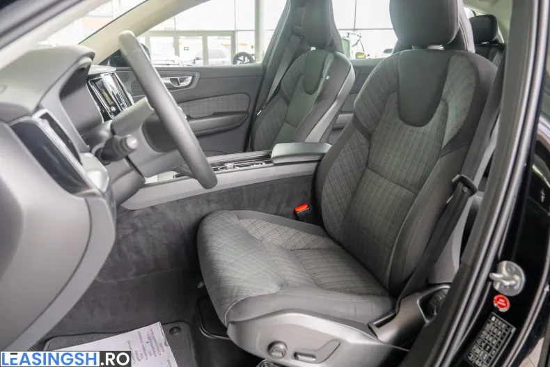 Volvo XC60 din 2023 cu 70.900 km - oferta VOL222259 - foto 20