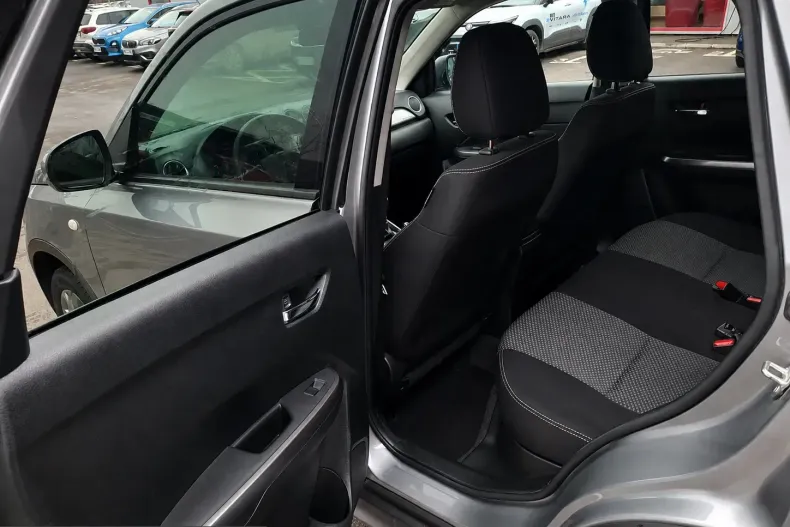 Suzuki Vitara din 2022 cu 33.263 km - oferta SUZ222268 - foto 10