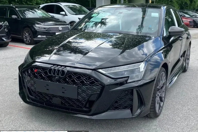 Audi RS3 Sportback din 2026 cu 20 km - oferta AUD222269 - foto 1