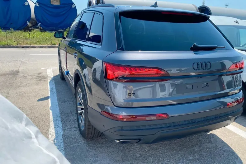 Audi Q7 din 2024 cu 10 km - oferta AUD222270 - foto 4
