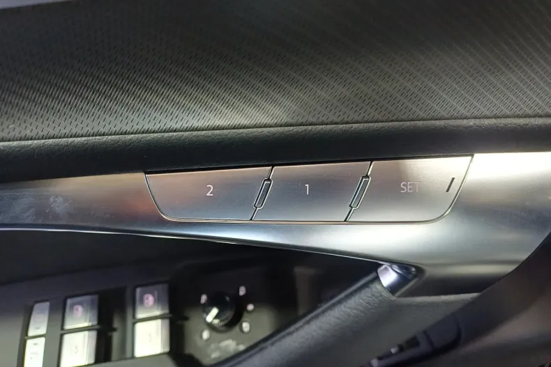 Audi A6 Avant din 2022 cu 36.263 km - oferta AUD222275 - foto 8