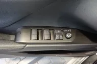 Toyota Camry din 2022 cu 23.879 km - oferta TOY222276 - foto 8