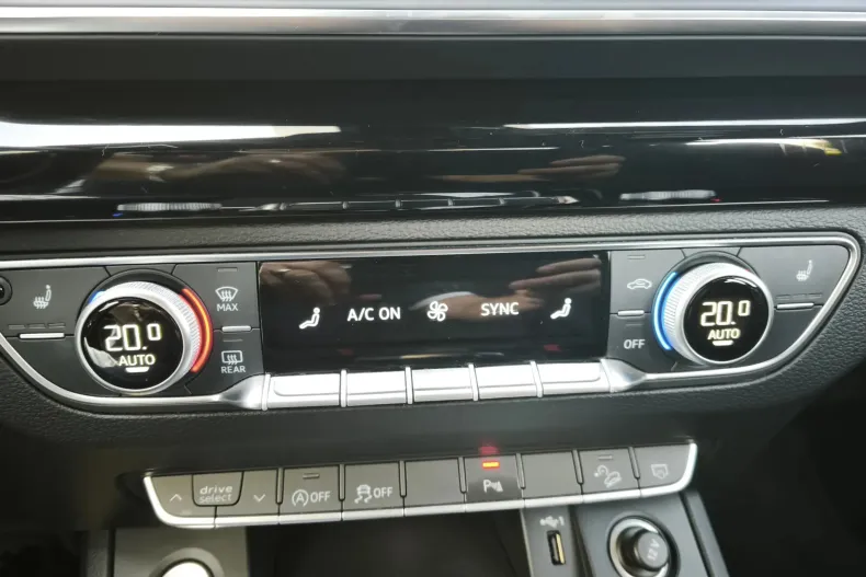Audi Q5 din 2022 cu 154.000 km - oferta AUD222277 - foto 18