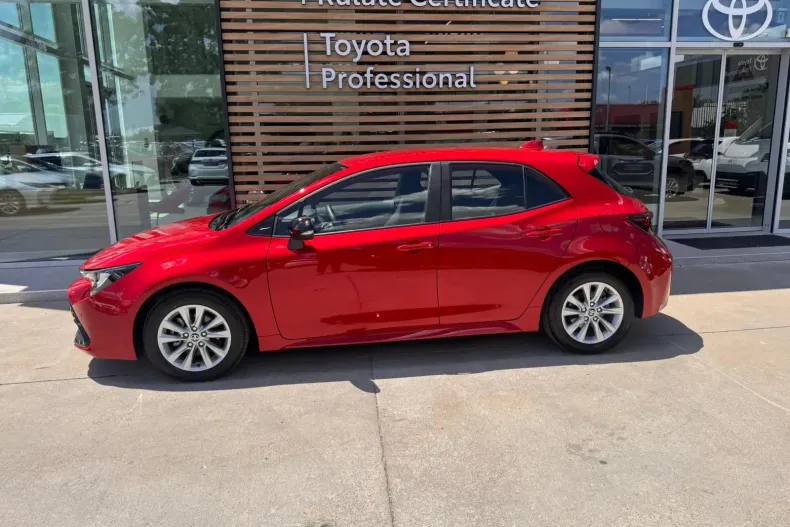 Toyota Corolla din 2026 cu 2.803 km - oferta TOY222281 - foto 6