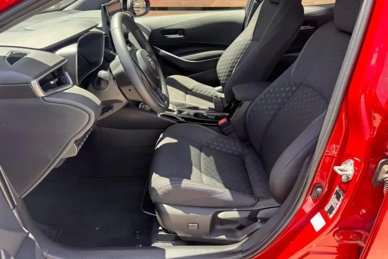 Toyota Corolla din 2026 cu 2.803 km - oferta TOY222281 - foto 8
