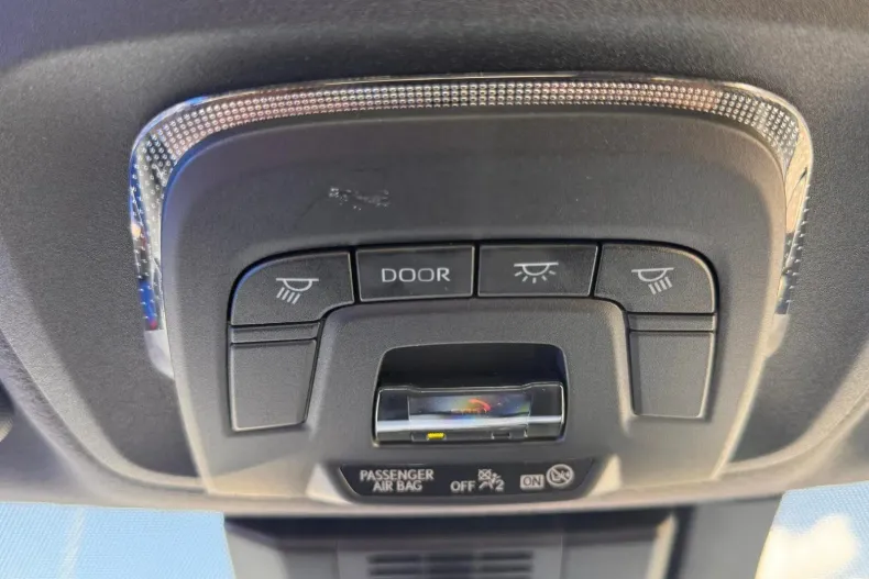 Toyota Corolla din 2026 cu 2.803 km - oferta TOY222281 - foto 24