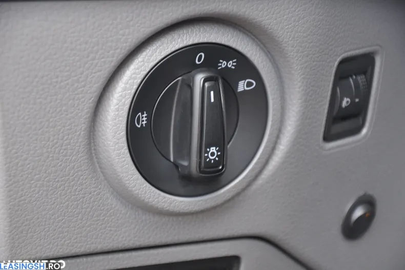 Volkswagen Crafter din 2020 cu 35.543 km - oferta VOL222298 - foto 20