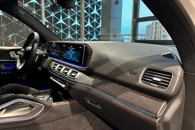 Mercedes-Benz GLE (Clasa GLE) din 2025 cu 22 km - oferta MER222302 - foto 11