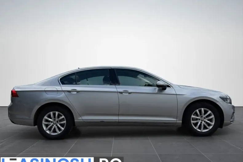Volkswagen Passat din 2021 cu 32.066 km - oferta VOL222316 - foto 5