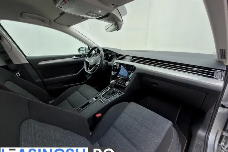 Volkswagen Passat din 2021 cu 32.066 km - oferta VOL222316 - foto 13