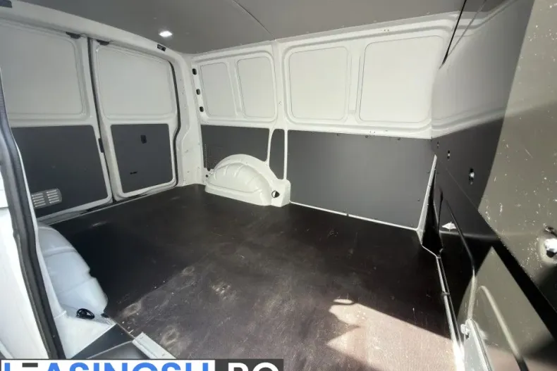 Volkswagen Transporter din 2022 cu 151.029 km - oferta VOL222322 - foto 10