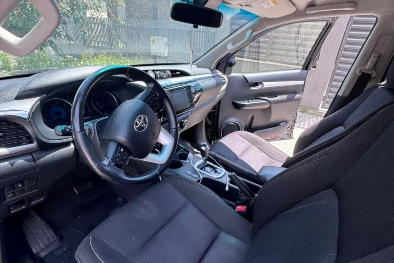Toyota Hilux din 2021 cu 143.907 km - oferta TOY222324 - foto 4