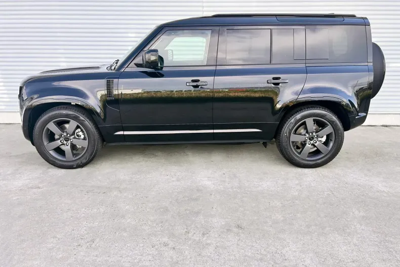 Land Rover Defender din 2026 cu 1 km - oferta LAN222331 - foto 4