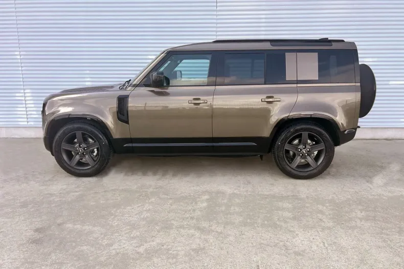 Land Rover Defender din 2025 cu 1 km - oferta LAN222335 - foto 4