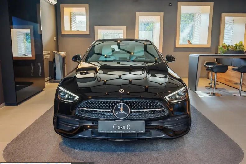 Mercedes-Benz C 300 (Clasa C) din 2026 cu 1 km - oferta MER222337 - foto 5