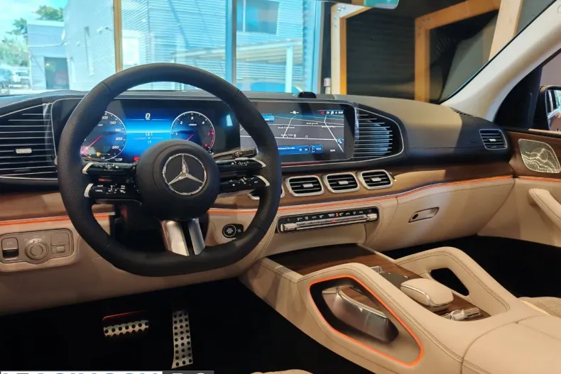 Mercedes-Benz GLS (Clasa GLS) din 2026 cu 1 km - oferta MER222339 - foto 8