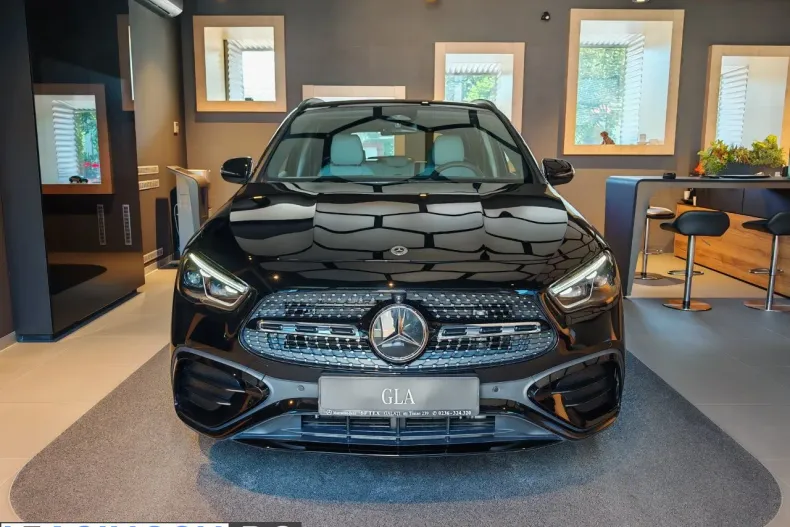 Mercedes-Benz GLA (Clasa GLA) din 2026 cu 1 km - oferta MER222340 - foto 5