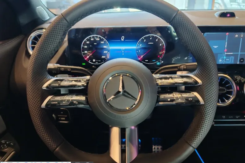 Mercedes-Benz GLA (Clasa GLA) din 2026 cu 1 km - oferta MER222340 - foto 8