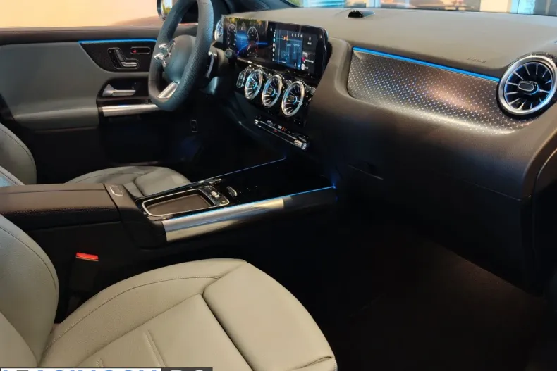 Mercedes-Benz GLA (Clasa GLA) din 2026 cu 1 km - oferta MER222340 - foto 10