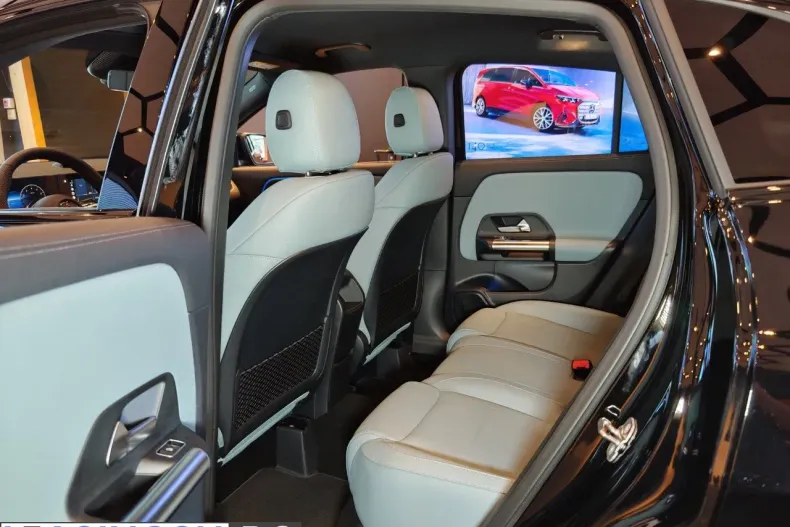 Mercedes-Benz GLA (Clasa GLA) din 2026 cu 1 km - oferta MER222340 - foto 12