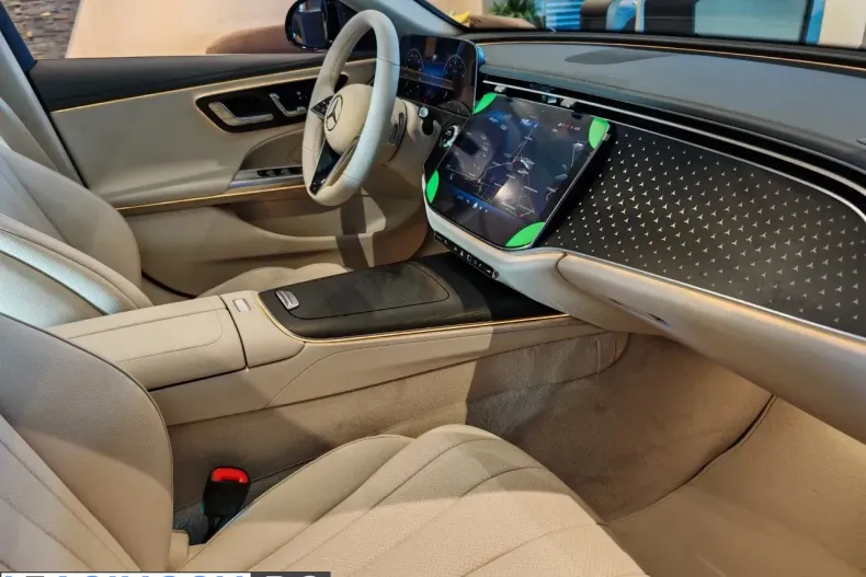 Mercedes-Benz E (Clasa E) din 2025 cu 3.500 km - oferta MER222346 - foto 14