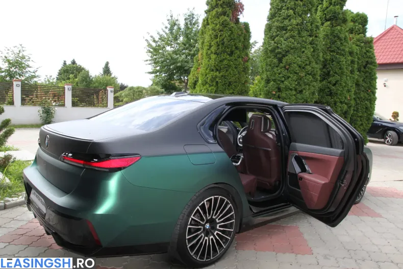BMW 740d (Seria 7) din 2025 cu 105.000 km - oferta BMW222347 - foto 2