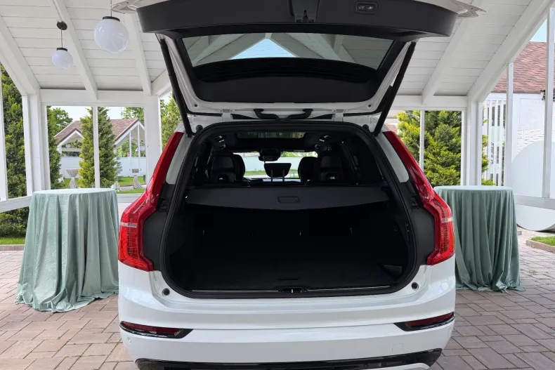 Volvo XC90 din 2023 cu 118.000 km - oferta VOL222349 - foto 24