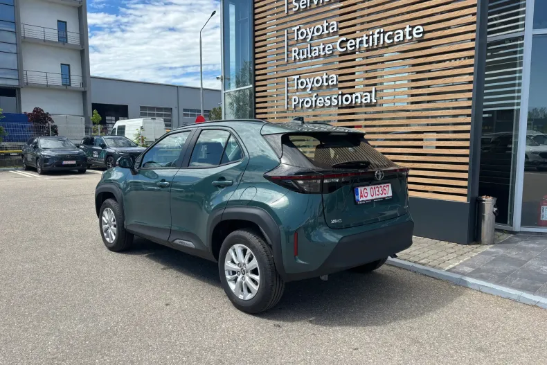 Toyota Yaris Cross din 2022 cu 2.000 km - oferta TOY222358 - foto 3
