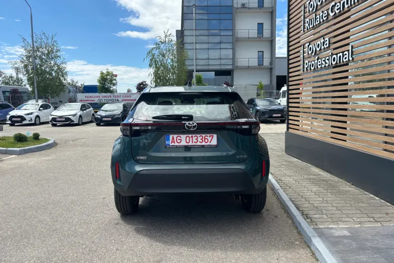 Toyota Yaris Cross din 2022 cu 2.000 km - oferta TOY222358 - foto 8
