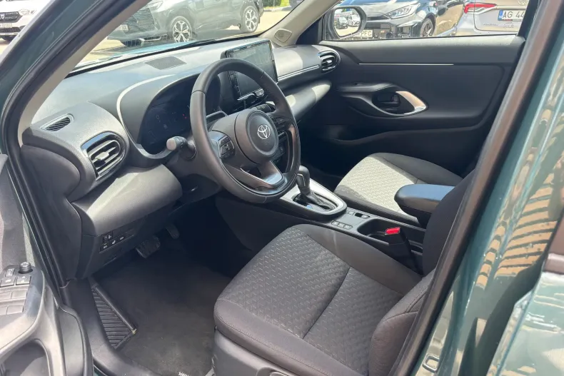 Toyota Yaris Cross din 2022 cu 2.000 km - oferta TOY222358 - foto 13