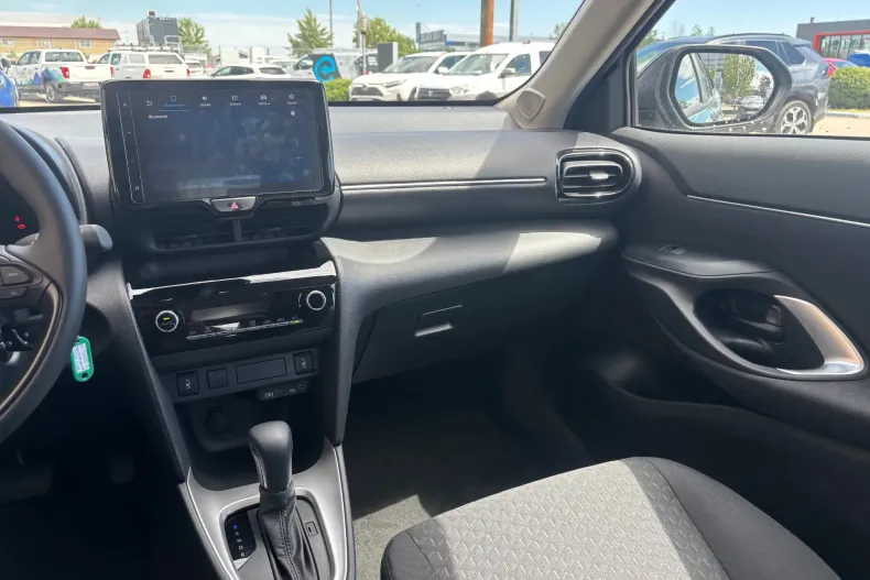 Toyota Yaris Cross din 2022 cu 2.000 km - oferta TOY222358 - foto 16
