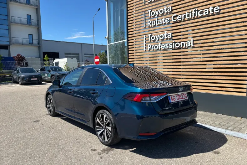 Toyota Corolla din 2026 cu 2.000 km - oferta TOY222360 - foto 4