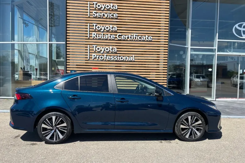 Toyota Corolla din 2026 cu 2.000 km - oferta TOY222360 - foto 9