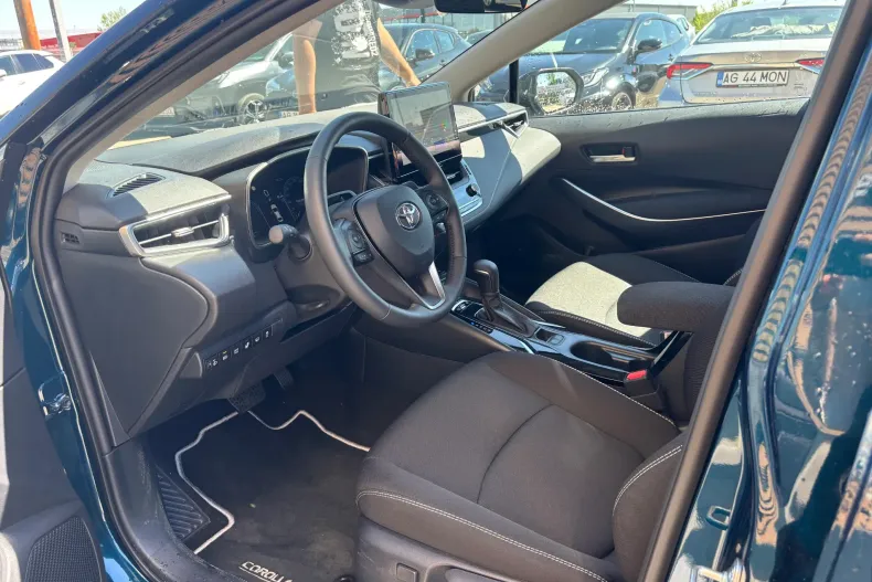 Toyota Corolla din 2026 cu 2.000 km - oferta TOY222360 - foto 12