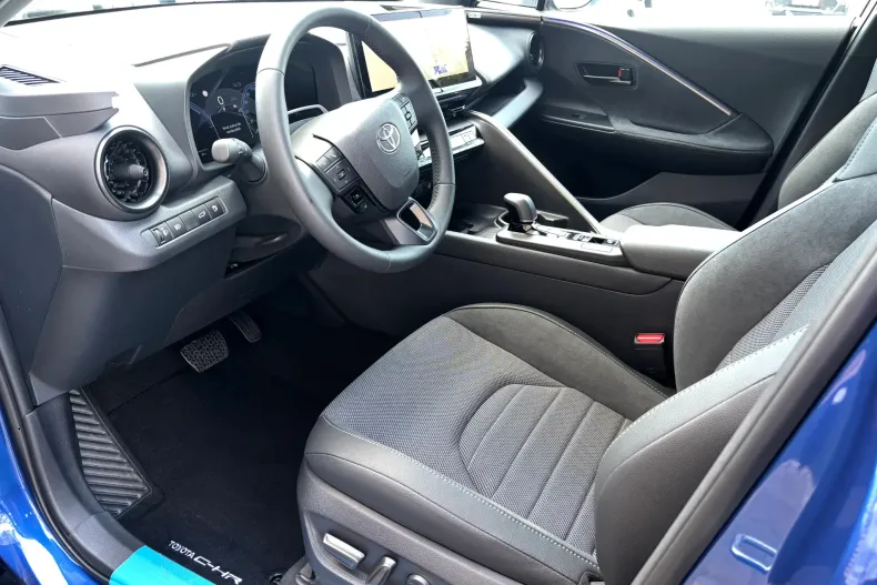 Toyota C-HR din 2026 cu 3 km - oferta TOY222361 - foto 12