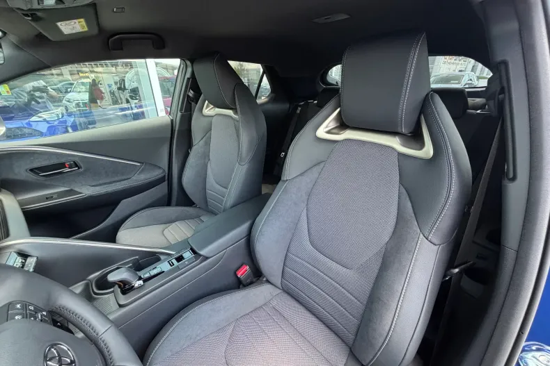 Toyota C-HR din 2026 cu 3 km - oferta TOY222361 - foto 23